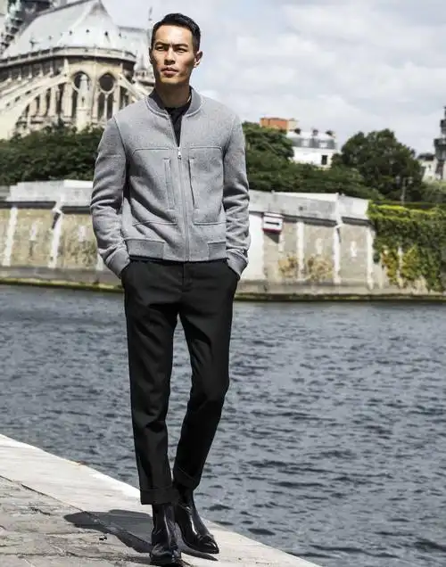 组图:杨佑宁再登顶级男刊封面 型格绅士漫步巴黎街头_高清图集_新浪网