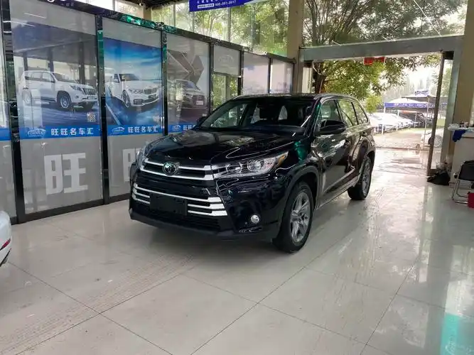 太原2021年9月丰田汉兰达2018款20t四驱豪华版7座国vi黑色手动挡