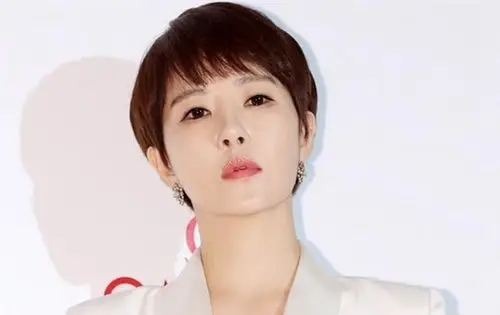 秘密精品店金宣儿发型女魔头式波波头短发这是再度回潮啦