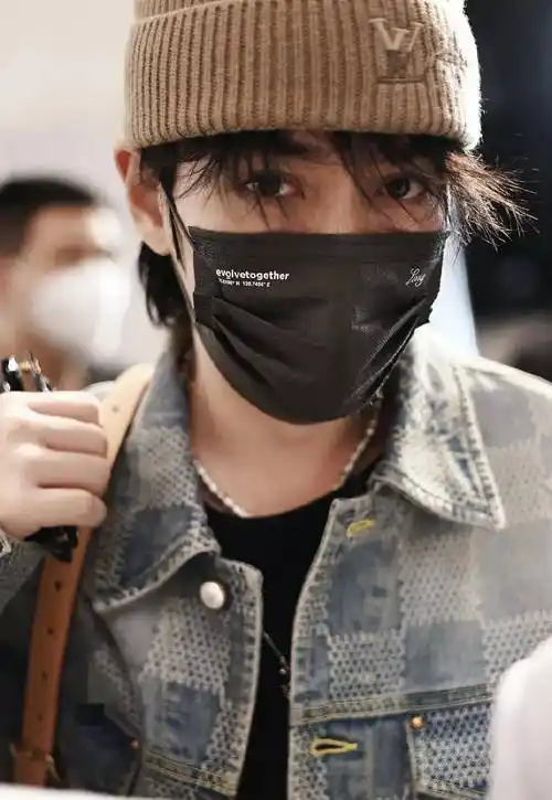 王嘉尔_朱一龙_王鹤棣