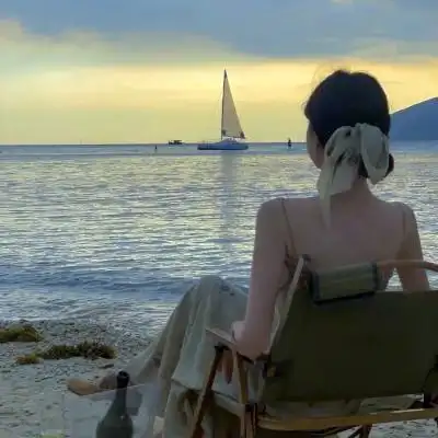 头像图片2023最火爆背影女_女生头像_头像屋