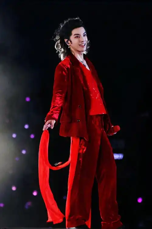 南京演唱会出新规了##2023华晨宇火星演唱会