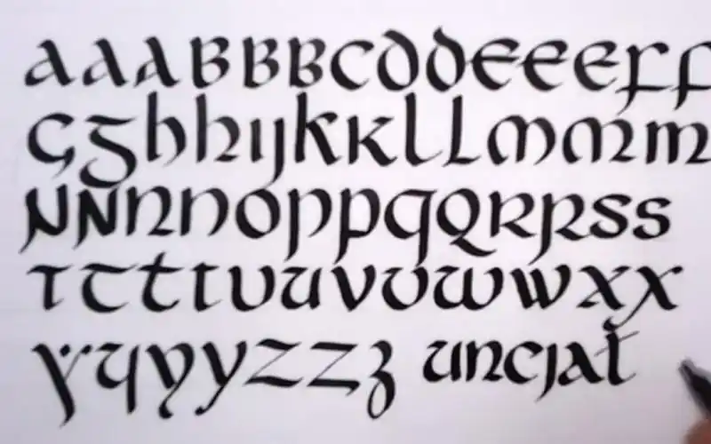 【uncial | 安瑟尔体】英文书法 calligraphy