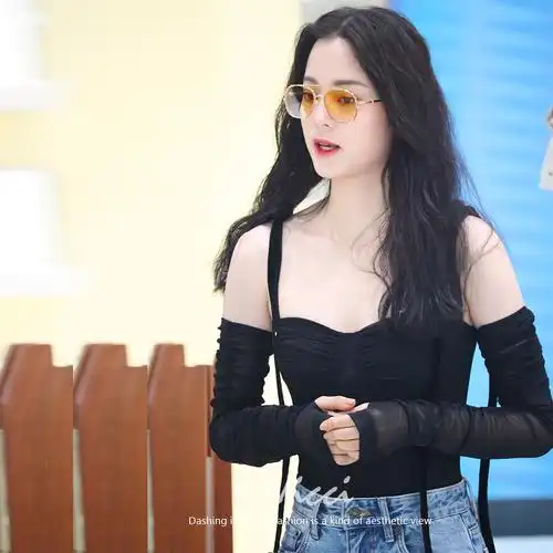 欧阳娜娜吊带上衣抹胸露肩一字蝴蝶结气质长袖好看衬衫