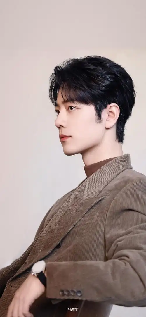 肖战##肖战工作室九宫格营业#壁纸|短发凌厉