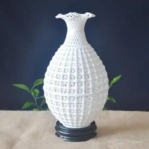 颜色分类:玉壶春 橄榄瓶 小花口 花器种类:台面花瓶 材质:陶瓷 风格