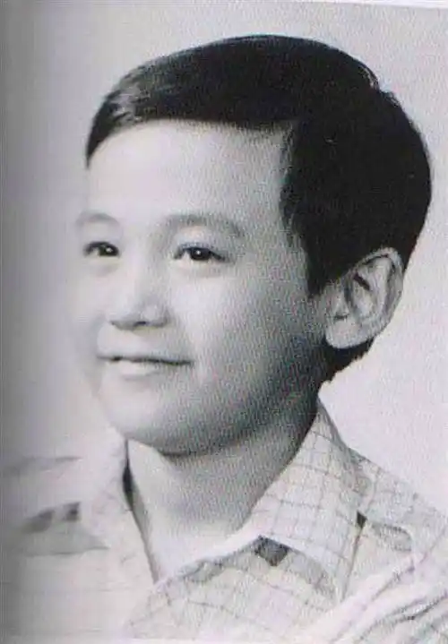 一直隐藏的小女儿见真容陆毅心里一直有愧疚