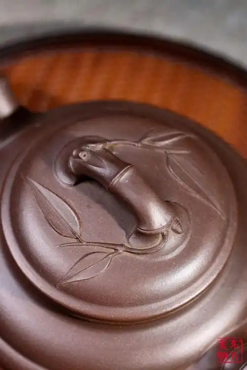 道洪壶艺传承人何燕萍双线竹鼓