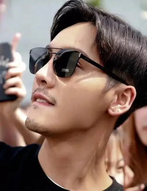 留胡子的男生 真!性!感