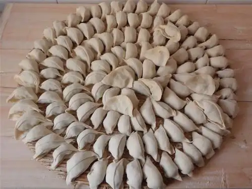 过年习俗吃饺子