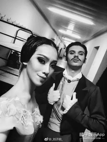 不过在16年7月份左右,杨文昊突然在微博上说和刘子玥分手了,不知道