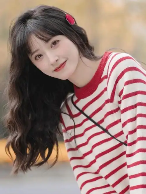 圆脸大脸妹子千万不能错过|||甜美温柔的法式烫发～中长发气质首选