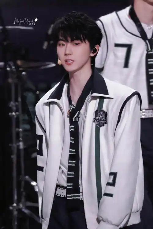 时代少年团队长-马嘉祺#马嘉祺湖南卫视跨年晚会##湖南卫视跨年晚会