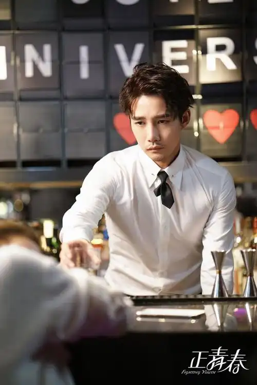 王秀竹主演的职场励志奋斗剧《正青春》已于1月24日上线,剧中由章涛