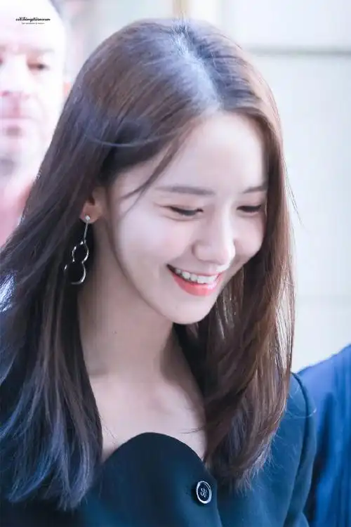 林允儿电影2点的约会#06#愚人节站姐团建#  240