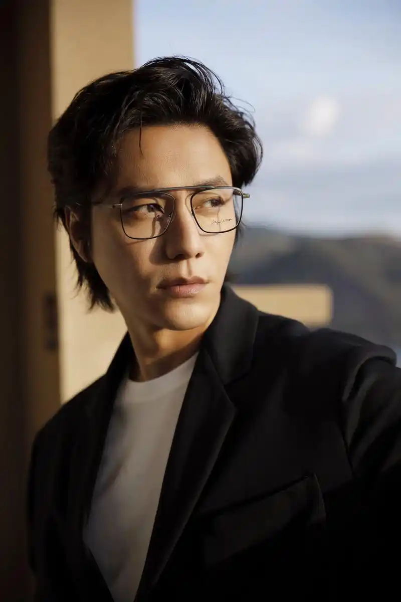 陈坤短发更撩人,简单清爽帅气十足!