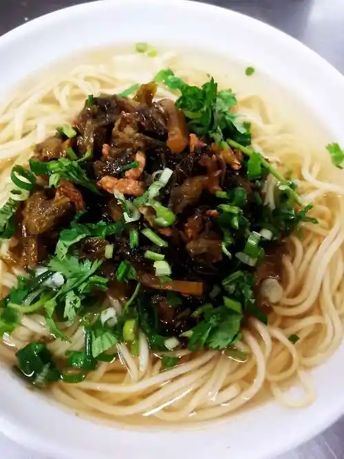 老坛酸菜肉丝面～孙艳军