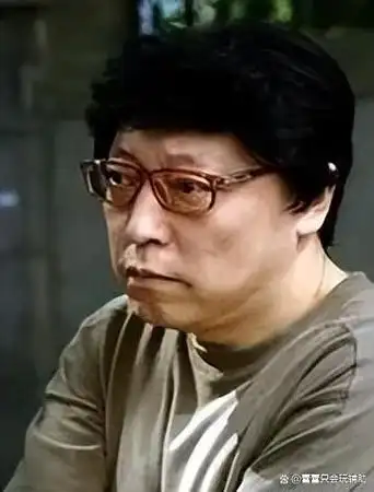 倪大红在第一轮面试就被刷下来了.当然,结果也和倪正华预料的一样.