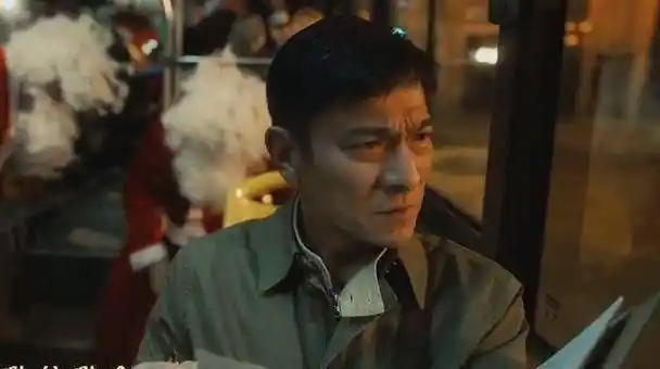 原创人潮汹涌排片口碑上涨万茜和肖央的最后选择让刘德华感动