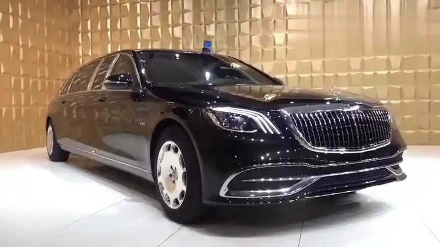 奔驰迈巴赫s600登场