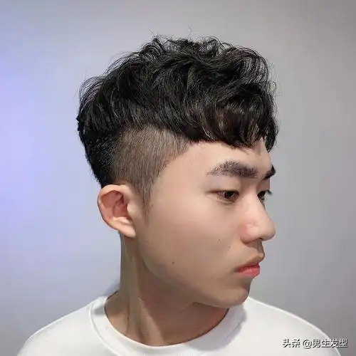 第1款:两边铲烫发