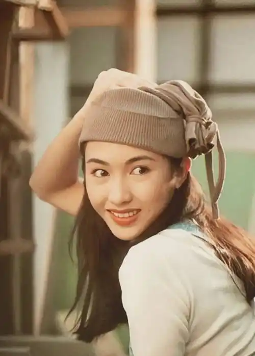 黎姿:拒船王之孙许晋亨,为救车祸弟弟息影,嫁残疾老公连生三女