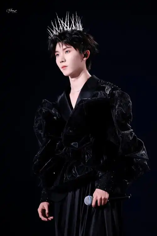 马嘉祺楼间楼演唱会##马嘉祺灿烂的花园