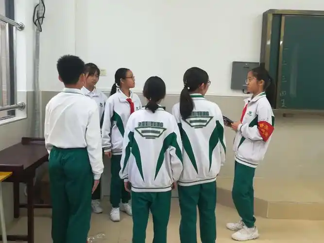 青春舞台 "职"演七彩——广州市培英中学(初中部)心理健康教育周