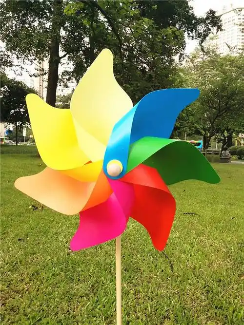今霸 大风车儿童玩具小风车彩色七彩风车幼儿园小风车公园装饰拍摄道