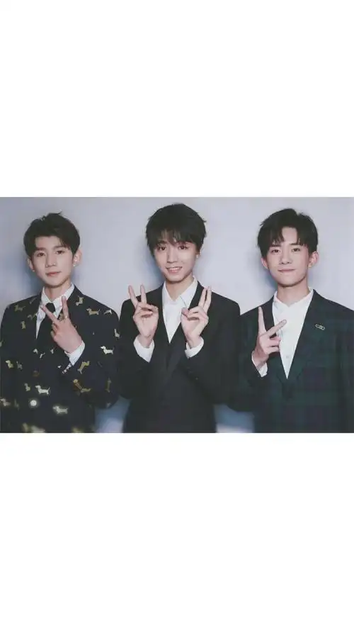 愿喜/壁纸/背景图/王俊凯/王源/易烊千玺/tfboys/图源来自别处/禁二转
