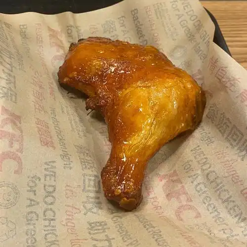 现烤的kfc新品港式脆皮大鸡腿