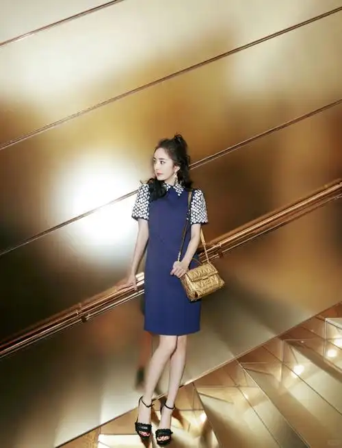 杨幂漫画腿太绝啦!谁能顶得住这种诱惑啊!