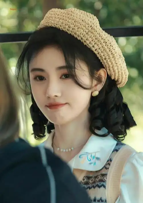 鞠婧祎粉墨江湖民国大小姐造型