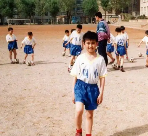 接下来的这个是张云龙,是很有意思的一个男生,在采访的时候经常说一些