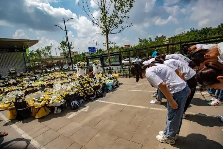 郑州地铁五号线灌水事故遇难者达14人