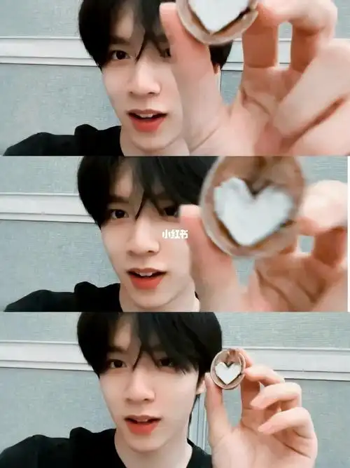 刘耀文今天是小男友呀