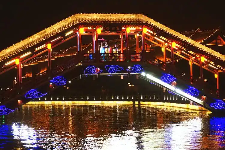 夜游大宋御河,赏的是风景,美的是心情