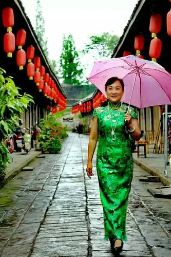 安仁古镇旗袍秀 - 美篇