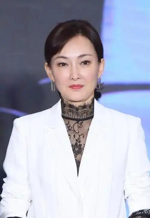 演员牛莉:我这辈子最正确的决定,就是为普通丈夫连生三个孩子