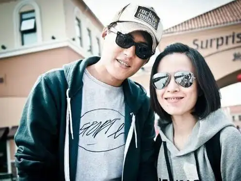 日子如此甜蜜:是靳东娶了个好老婆,还是李佳嫁了个好老公?