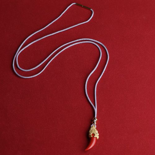 尚洛菲龙年银镶嵌朱砂小虎牙吊坠男女本命年民族风礼物锁骨链挂件项链