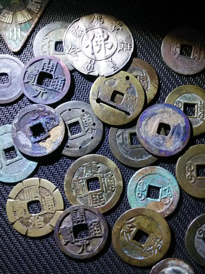 分享出来一部分日常古钱币图片#古钱币 #我与铜钱的故事 - 抖音