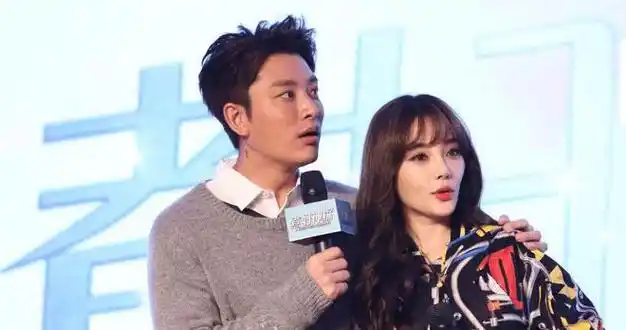 李小璐贾乃亮官宣复婚孩子才是融合剂