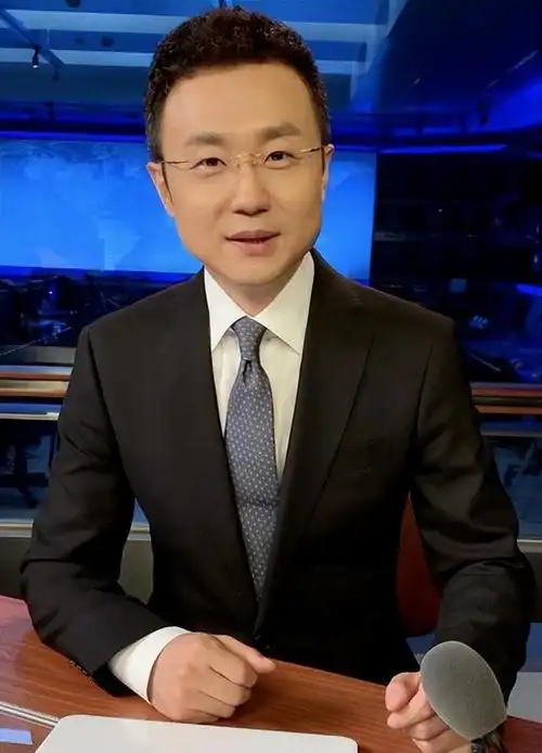 一直以来,央视不少主持人的婚姻大事,观众都津津乐道,那些大龄没有