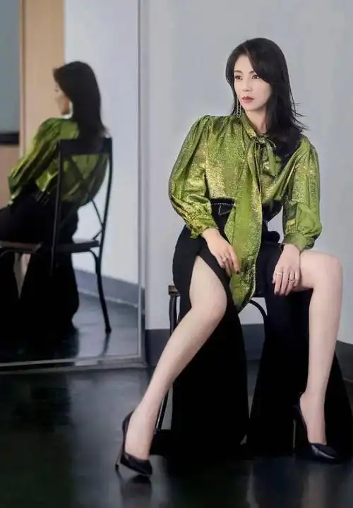 45岁刘涛彻底放开!