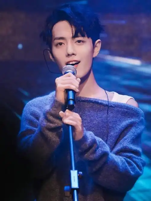 肖战漏肩照又欲又纯