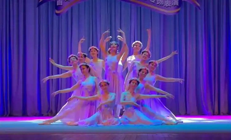 花之韵结尾造型