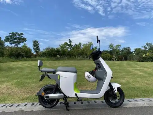 作为绿源液冷电动车的集大成者,inno5传承了所有的优势和保障.