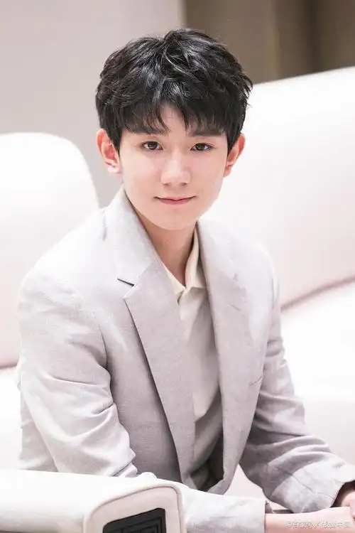 你为什么不喜欢王源呢?