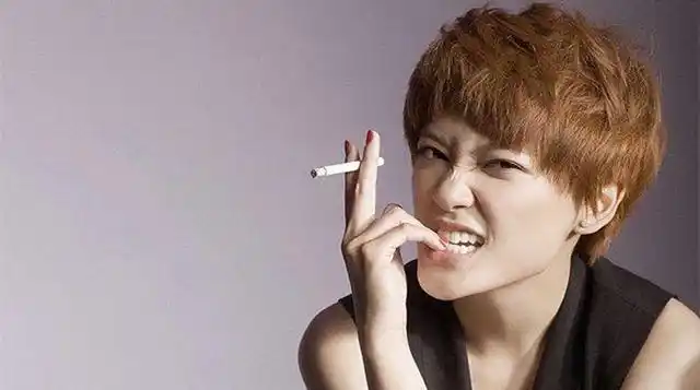 十个抽烟的女星,有几个都没有想到会抽烟